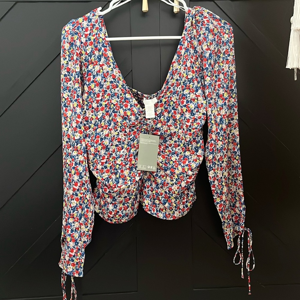 H&M NWT Floral Chiffon Crop Top Long Sleeve Shirt/Blouse